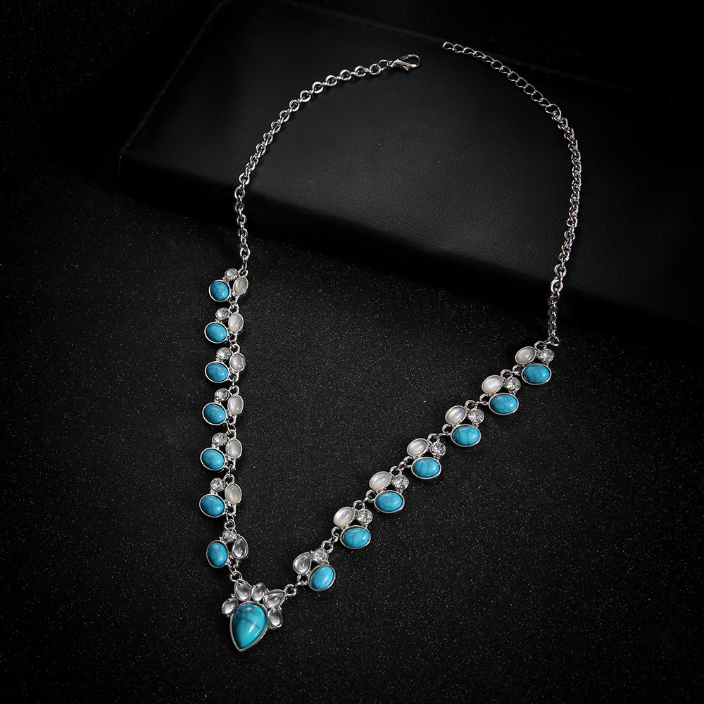 Turquoise White Green Bead Choker Necklace