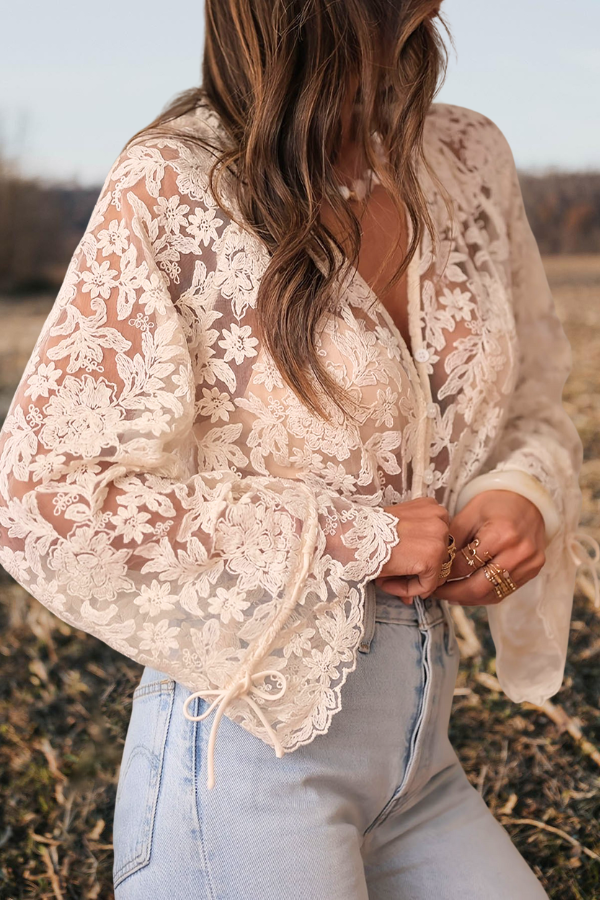 Floral Lace Bell Sleeve Blouse