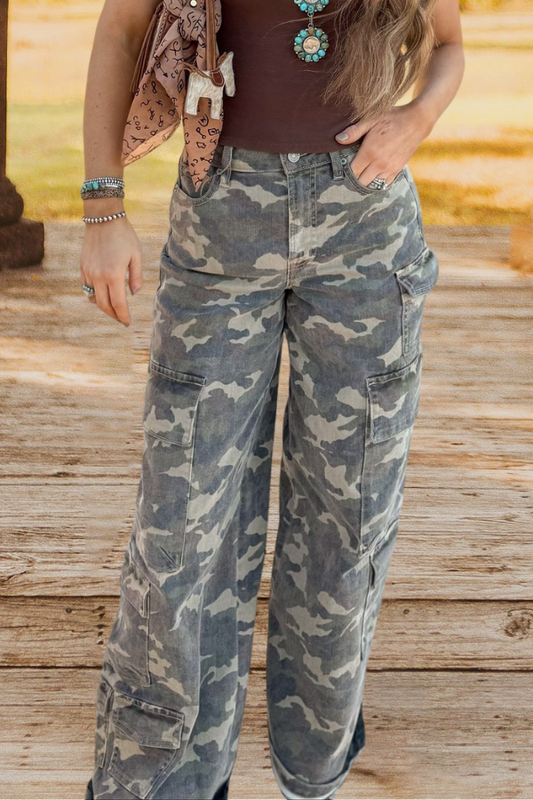 Camo Print Wide Leg Cargo Jeans